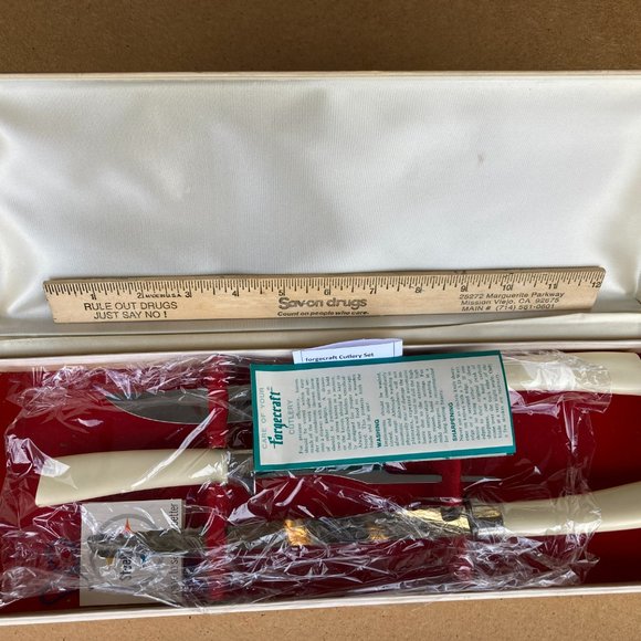 Vintage Forgecraft Carving Cutlery Set - Picture 3 of 6